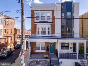 2914 W Oxford Street