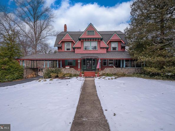 421 Midland Avenue, Wayne PA 19087