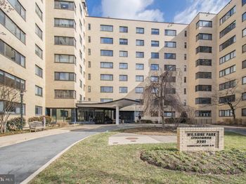 3701 Connecticut Avenue NW