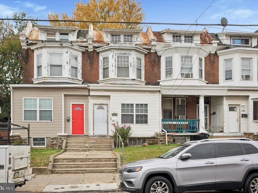 2046 E Ontario Street, Philadelphia PA 19134