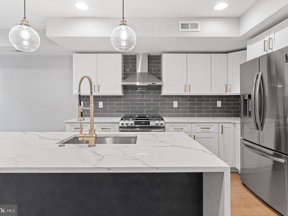 1316 E Passyunk Avenue A, Philadelphia PA 19147