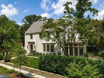 2825 Mcgill Terrace NW