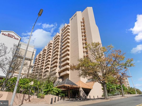 1301 N Courthouse Road 1401, Arlington VA 22201