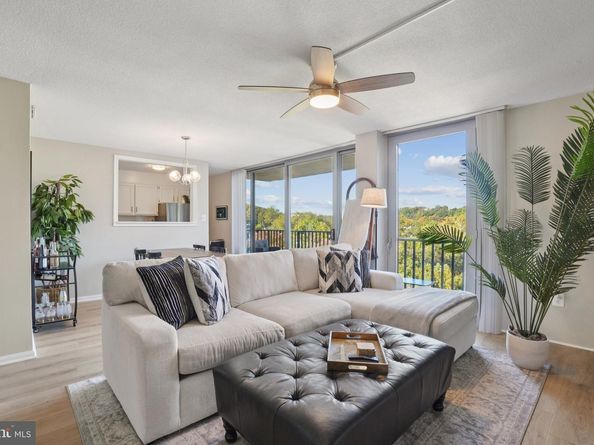 4600 S Four Mile Run Drive 842, Arlington VA 22204