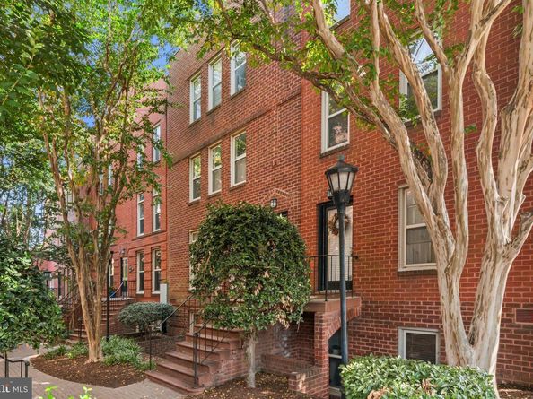 1449 A Street NE D, Washington DC 20002