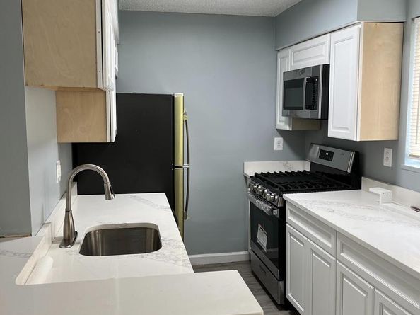 4715 1st Street SW 203, Washington DC 20032