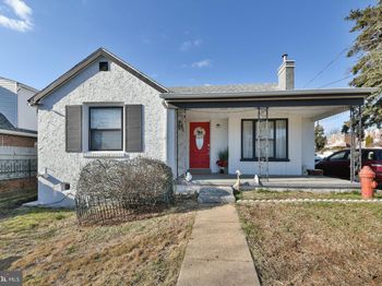 7528-32 Loretto Avenue