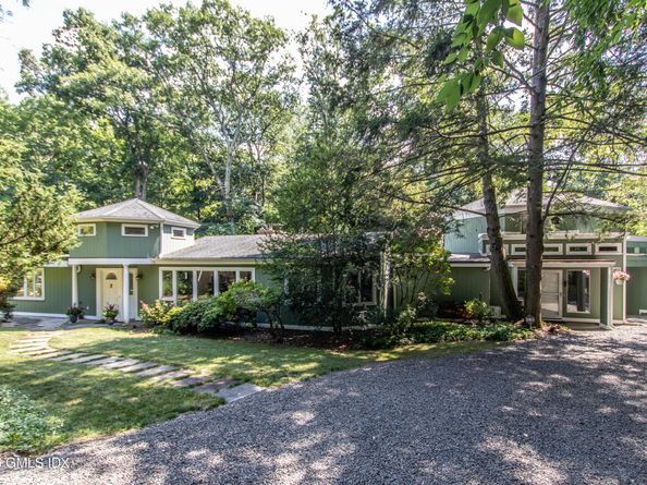 10 Steep Hollow Lane, Cos Cob CT 06807