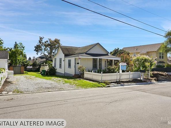 407 Pine Street, Capitola CA 95010