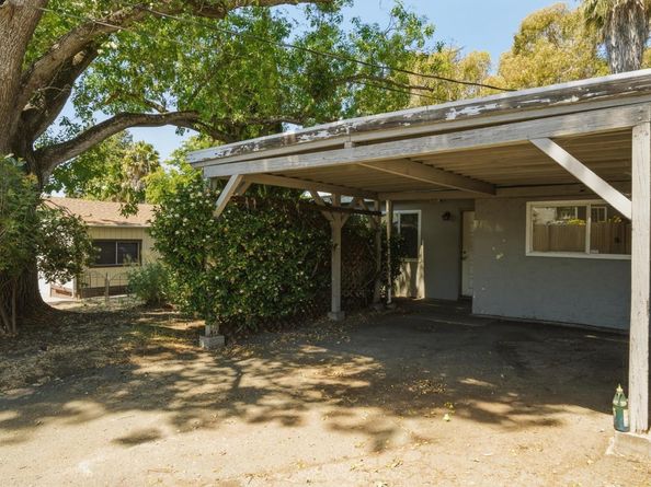 27 Goree Court, Martinez CA 94553