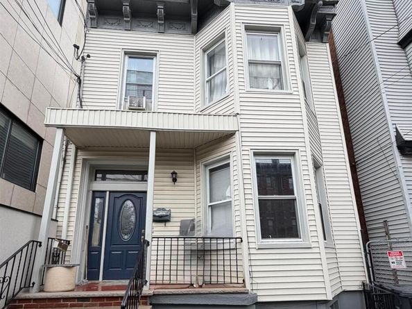 2808 Palisade Ave, Weehawken NJ 07086