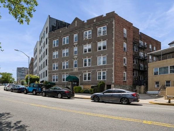 6309 Blvd East 34, West New York NJ 07093