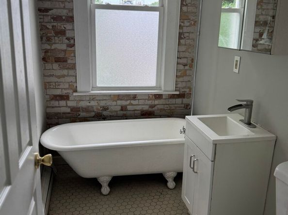 69 Jewett Ave, Jersey City NJ 07304