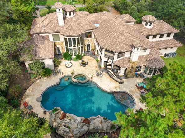 23 Villeroy Way, The Woodlands TX 77382