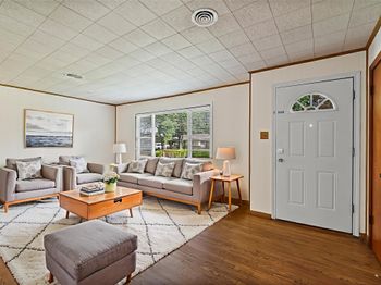 5532 Meadow Creek Lane