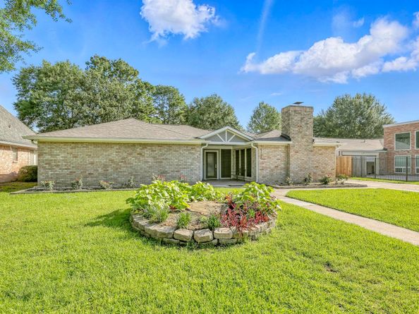 15110 Runbell Place, Houston TX 77095