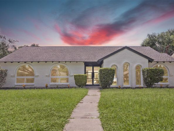 2823 Stetson Lane, Houston TX 77043