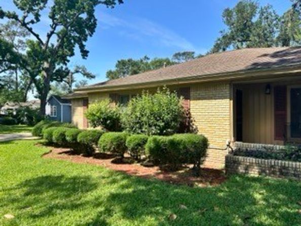 5237 Brinkman Street, Houston TX 77091