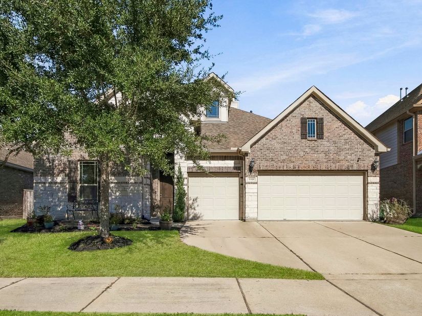 16818 Lake Limestone Lane, Houston TX 77044