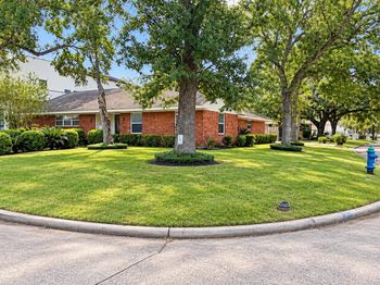 3102 Newcastle Drive