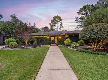 10034 Meadow Lake Lane
