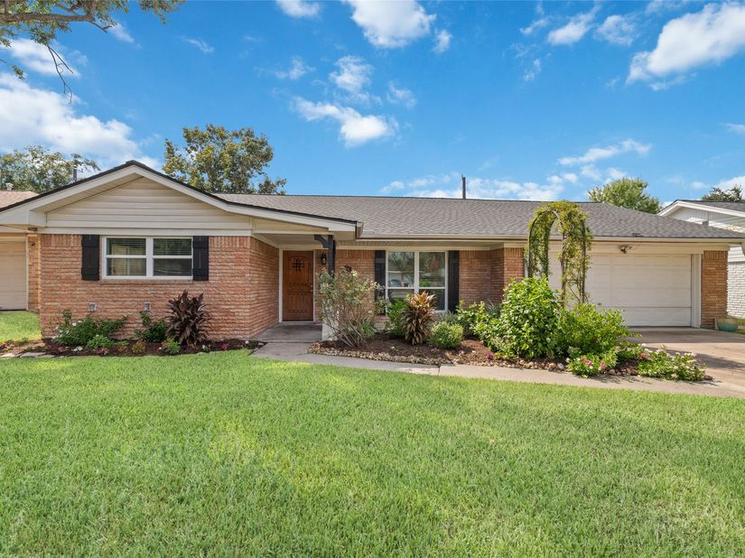 1819 Millwood Drive, Houston TX 77008
