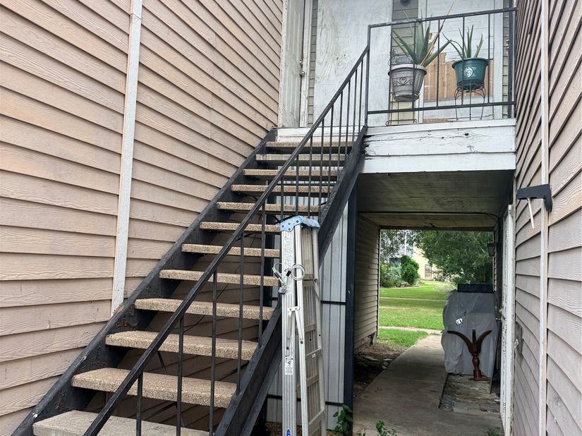 8323 Wilcrest Drive 8006, Houston TX 77072