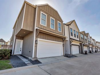 8474 Berry Green Lane