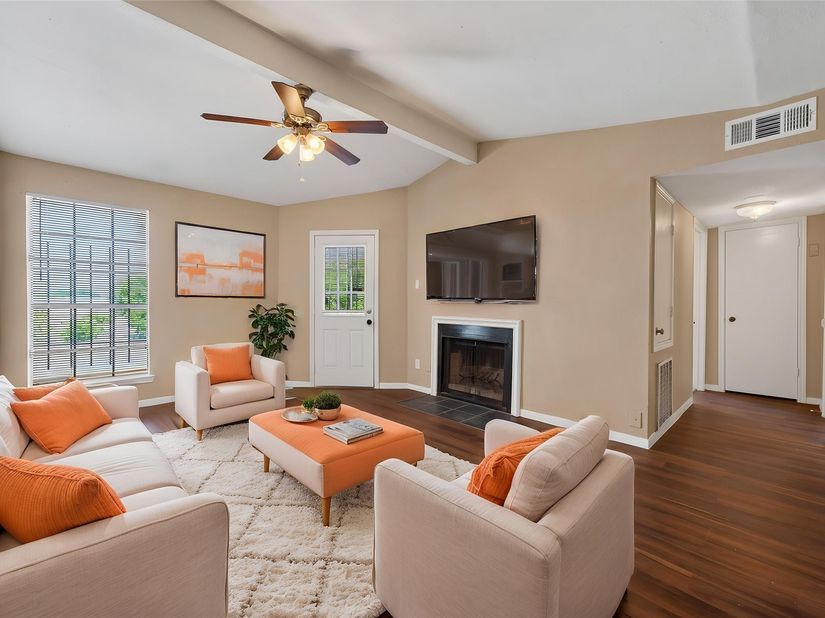 12500 Sandpiper Drive 122, Houston TX 77035