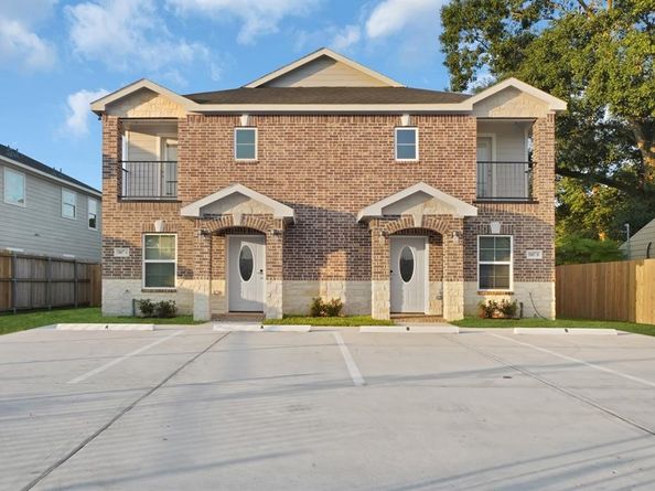 7923 Bowen Street A/B, Houston TX 77051