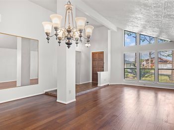 8118 Vista Del Sol Drive