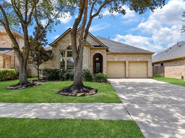 4119 Candle Cove Court, Sugar Land TX 77479