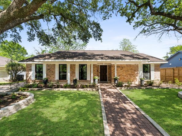 10807 Chimney Rock Road, Houston TX 77096