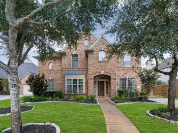 1615 Noble Pointe Drive