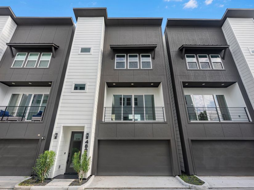4804 Elysian Street B, Houston TX 77009