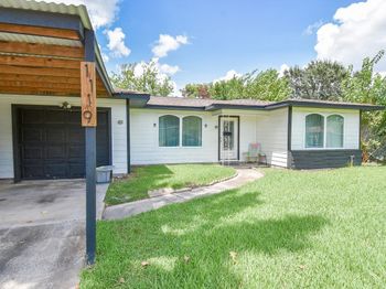 1119 Regal Street