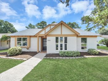 8126 Clover Gardens Drive