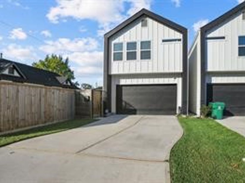 5317 Jefferson Street, Houston TX 77023
