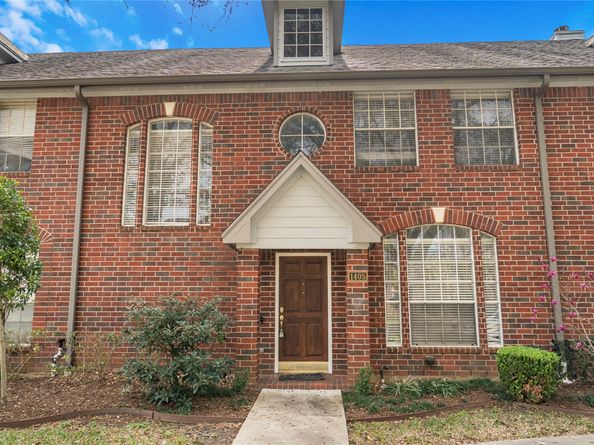 1405 El Camino Village Drive, Webster TX 77058
