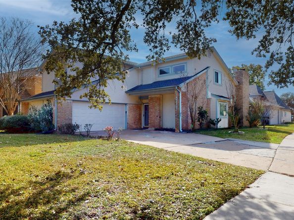 14715 Woodward Gardens Drive, Houston TX 77082