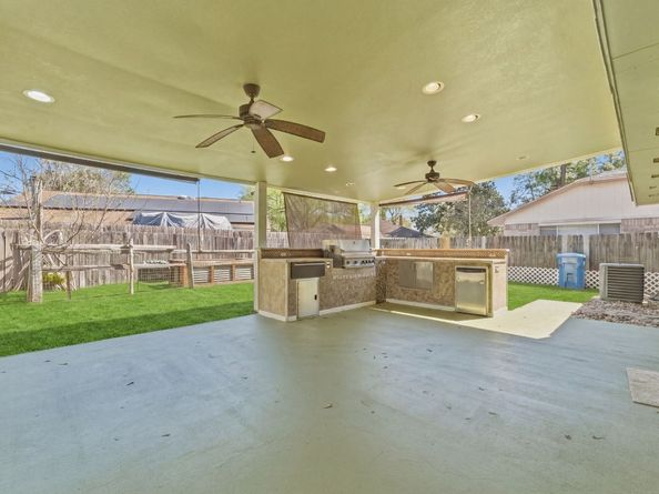 21514 Slippery Creek Lane, Spring TX 77388