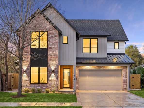 107 E 24th Street, Houston TX 77008
