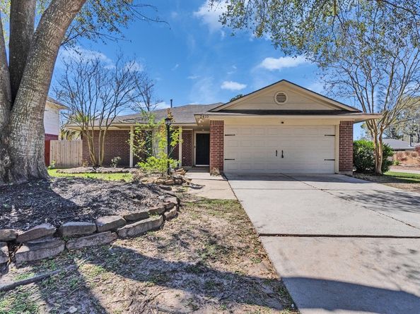 2410 Sherwood Hollow Lane, Houston TX 77339