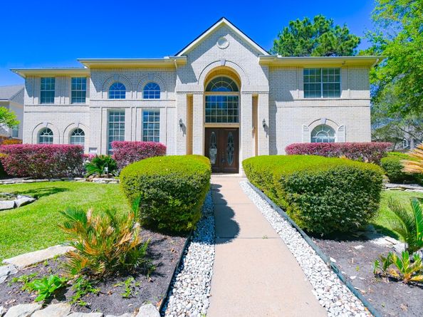 16602 Blue Vista Drive, Houston TX 77095