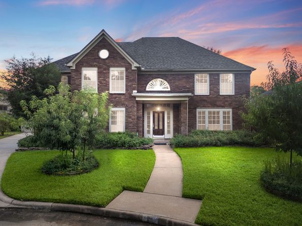 7414 Starbridge Drive, Houston TX 77095
