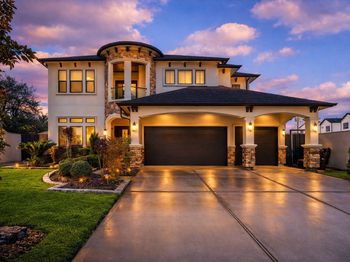 3942 Charleston Street