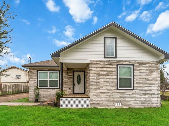 2501 Charles Road, Houston TX 77093