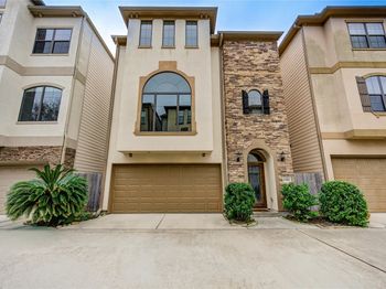 11207 Tramonto Drive