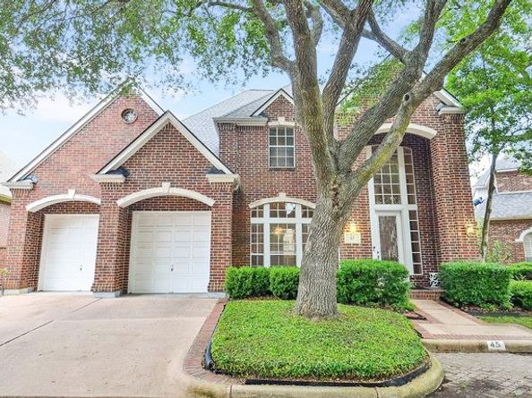 45 Ambleside Crescent Drive, Sugar Land TX 77479