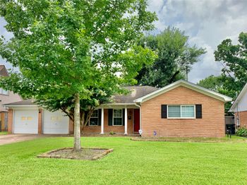 9634 Fairdale Lane